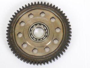 DD-AFH203695   CUTTERBAR IDLER GEAR