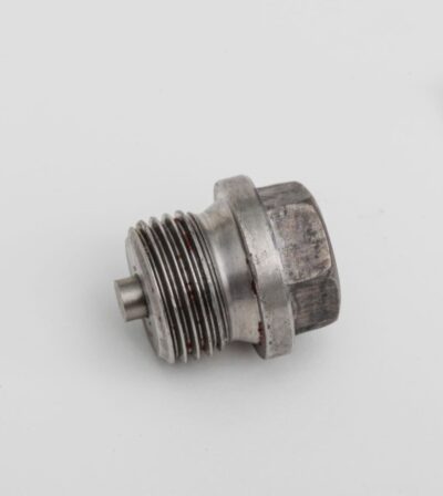 510544438 PLUG