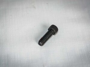 526893 - ALLEN HEAD TOP CAP BOLT